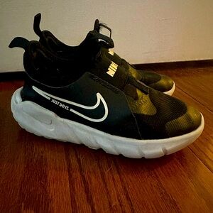 Nike flex runner 2 little kid shoe